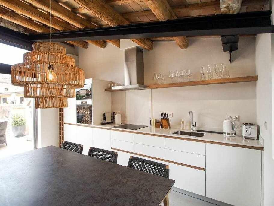 Velo Vern 3 Luxury Penthouse W Views Of City Wall Gerona Exterior foto