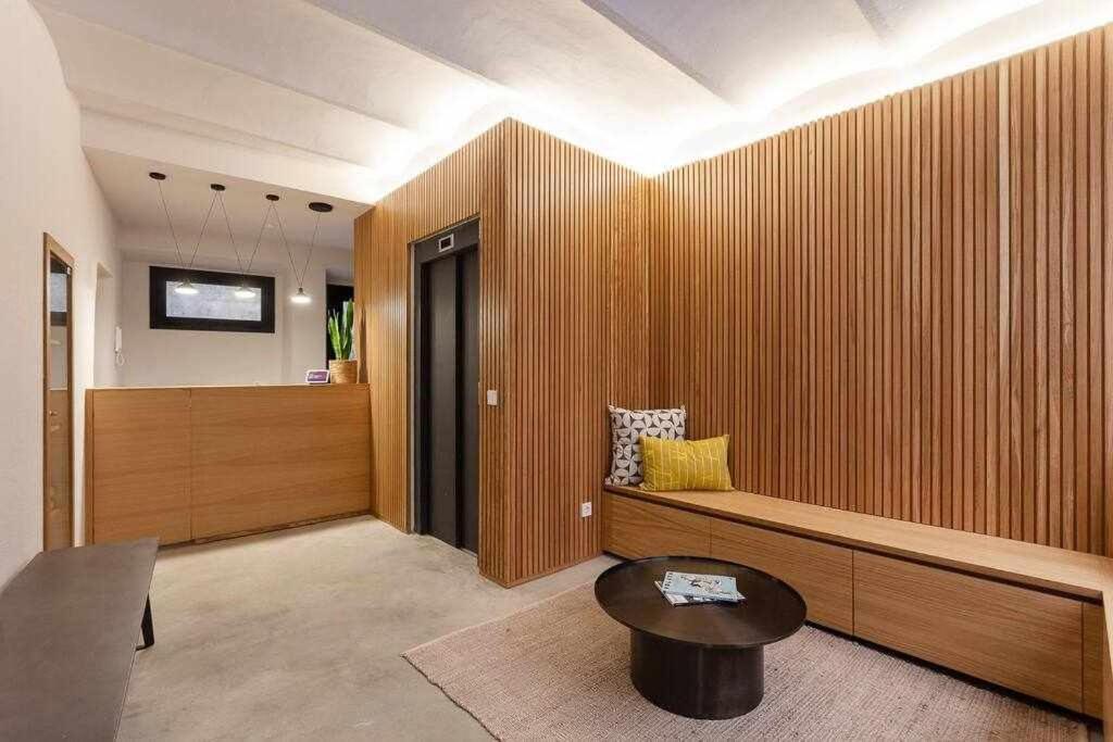 Velo Vern 3 Luxury Penthouse W Views Of City Wall Gerona Exterior foto