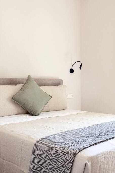Velo Vern 3 Luxury Penthouse W Views Of City Wall Gerona Exterior foto